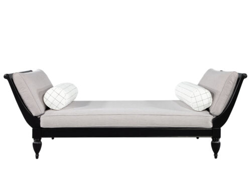 Hollywood Regency Italian Style Daybed Lounger in Black